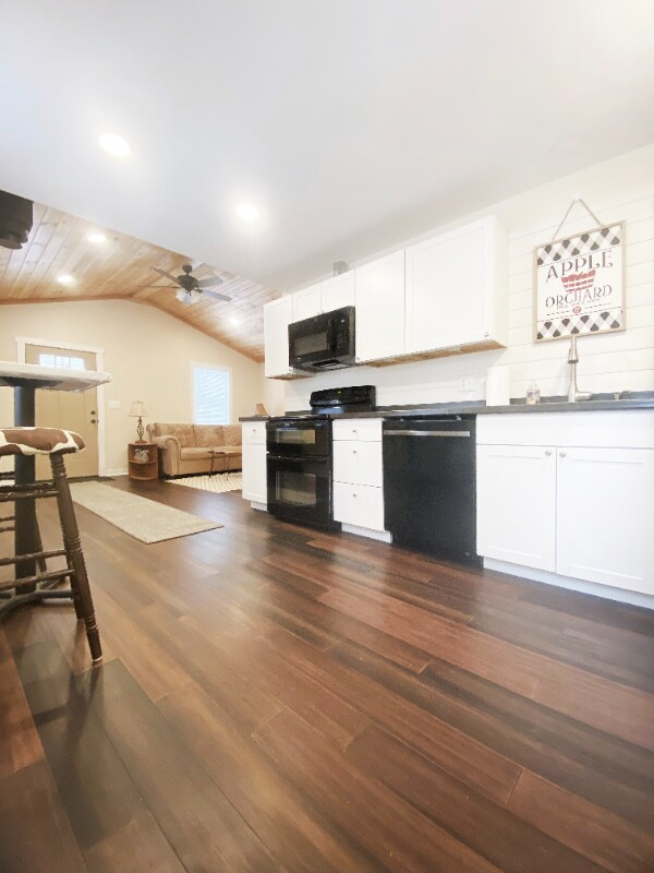 Building Photo - 1978 Leithsville Rd