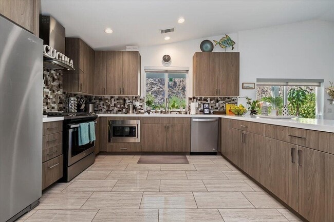 Building Photo - 52273 Avenida Madero