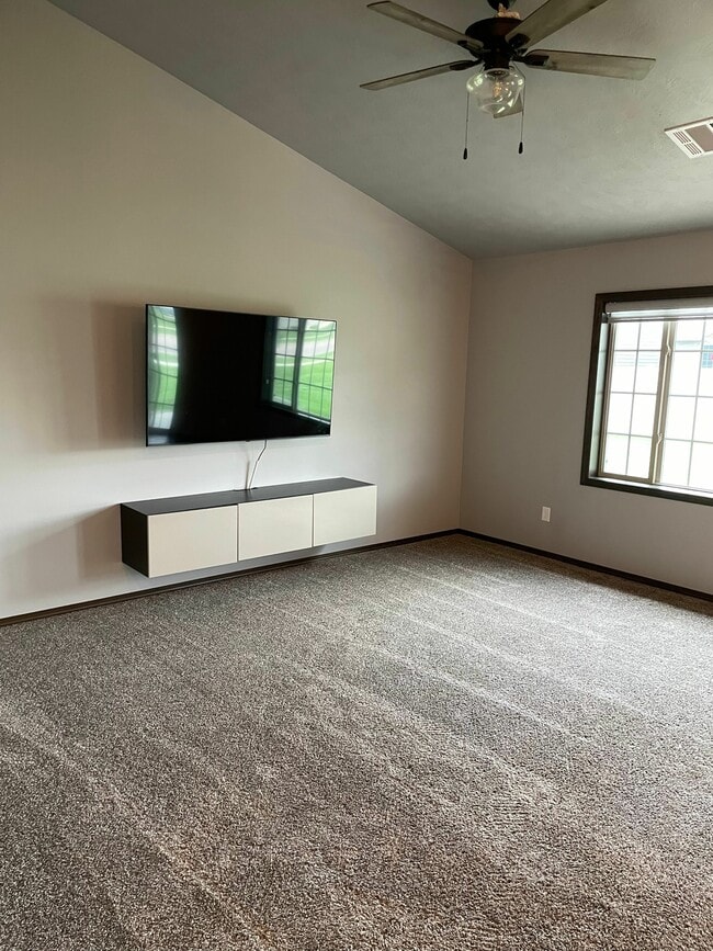 Building Photo - 4319 W Kinsley Pl