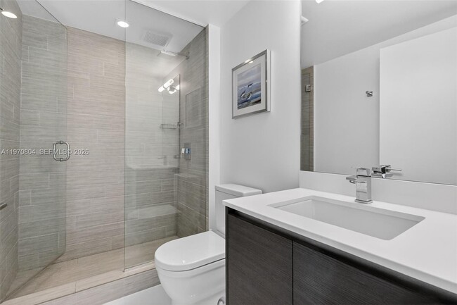 Building Photo - 300 Sunny Isles Blvd