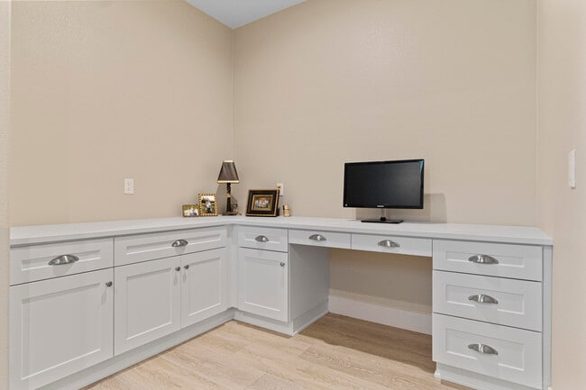 Building Photo - 51475 Whiptail Dr