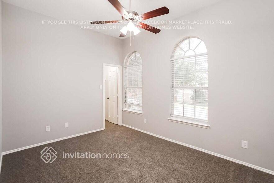 Building Photo - 801 Dayspring Dr
