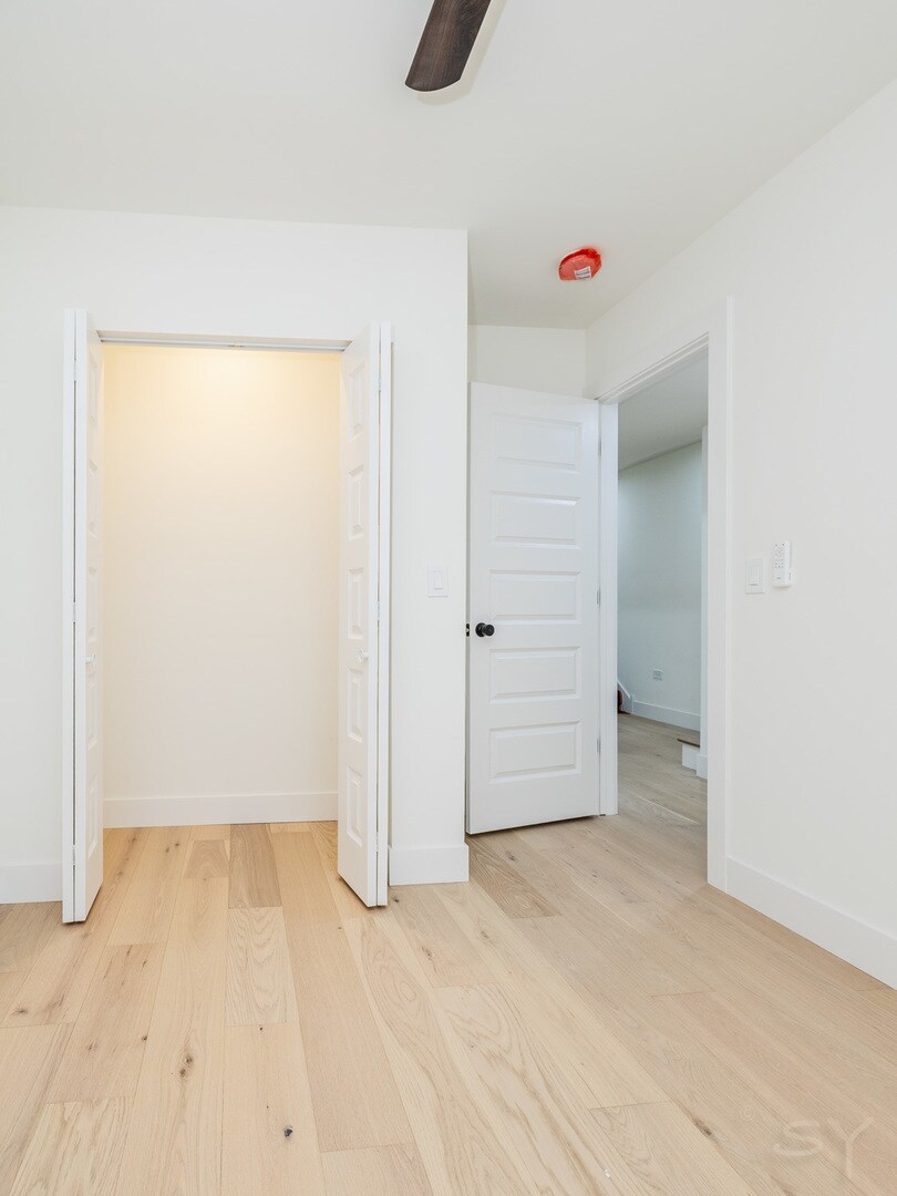 Building Photo - 1830 S Peoria St