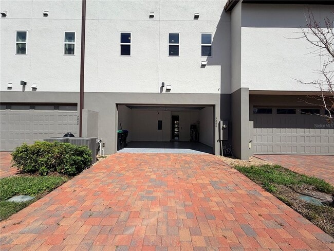 Building Photo - 9886 Bucklow Hill Dr