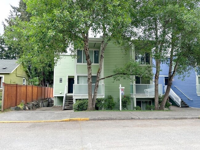 Building Photo - 2Bd/2Ba Seattle Condo