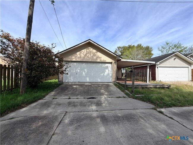 Building Photo - 113 Stonewood Pl