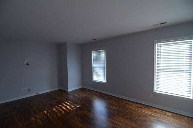 Building Photo - 4411 Fort Mchenry Pkwy