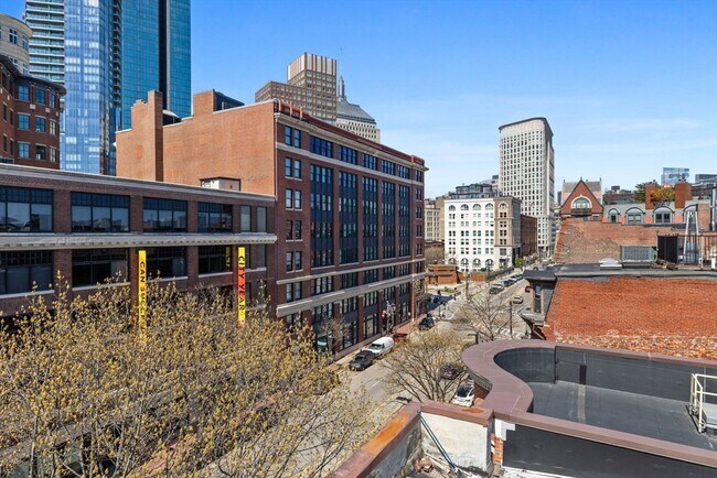 Building Photo - 298 Columbus Ave