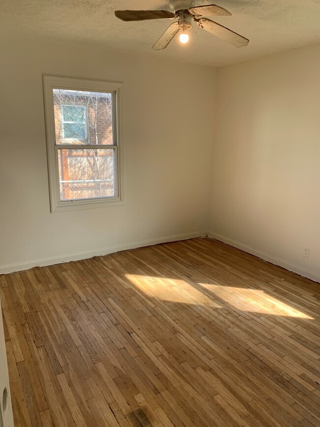 Building Photo - 2420 E 3300 S