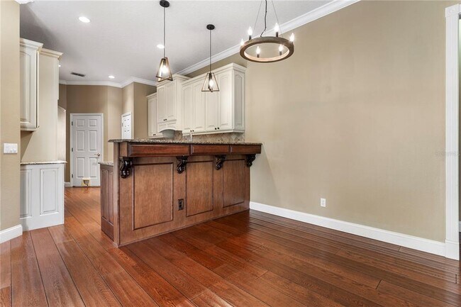 Building Photo - 1393 Stanfield Cove
