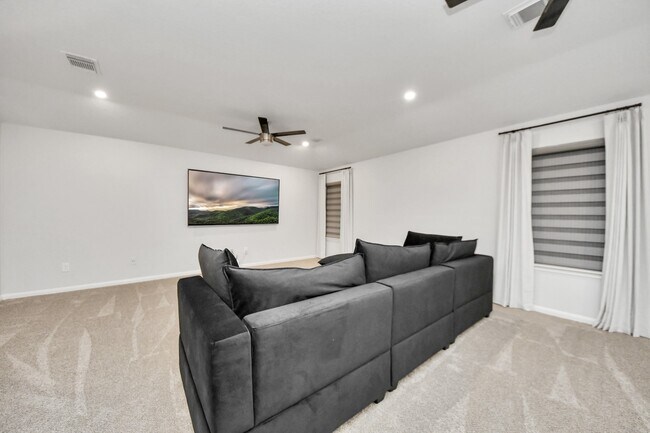 Building Photo - 2730 Empire Oaks Lane