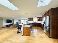 Building Photo - 4 Bedroom 2 Bathroom Home in a Quiet Count...