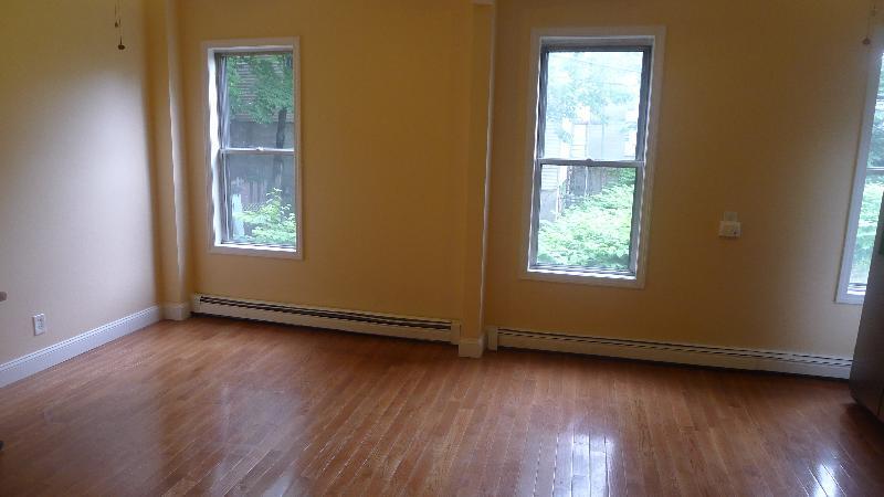 Building Photo - 61 I St