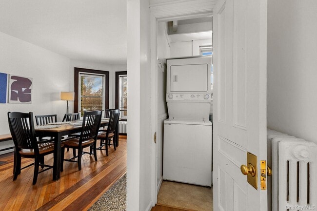 Building Photo - 16 Bedford Rd