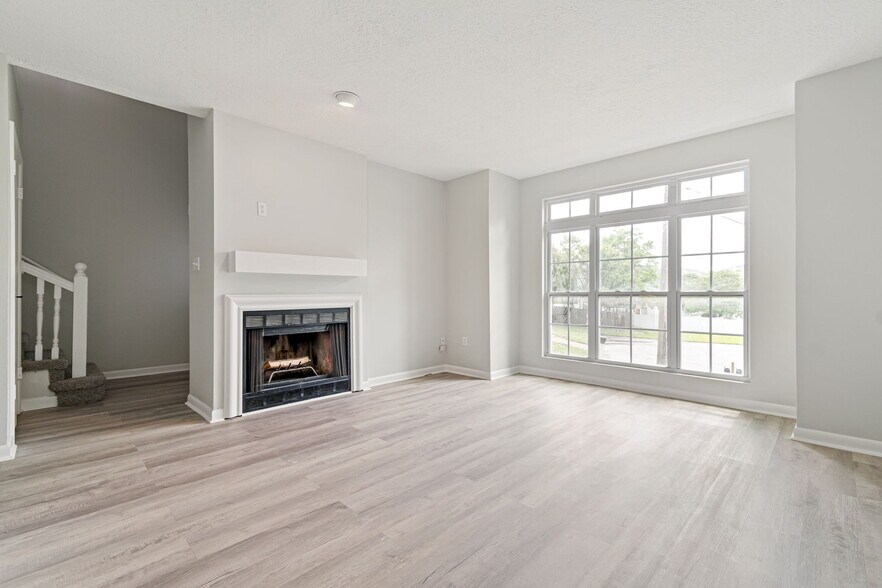 Building Photo - 5608 Hickory Meadows Ct