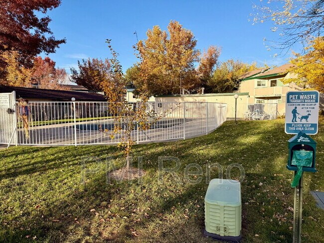 Building Photo - 2507 Sycamore Glen Dr