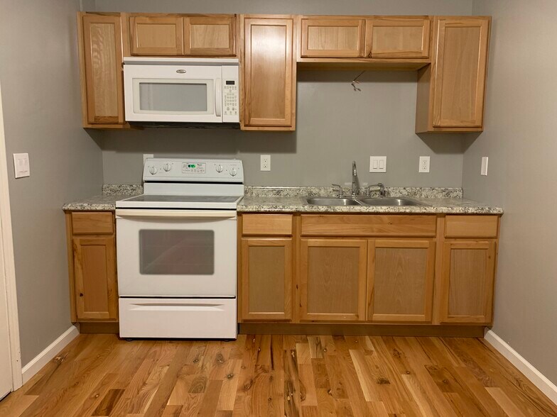 Primary Photo - 1426 9th St