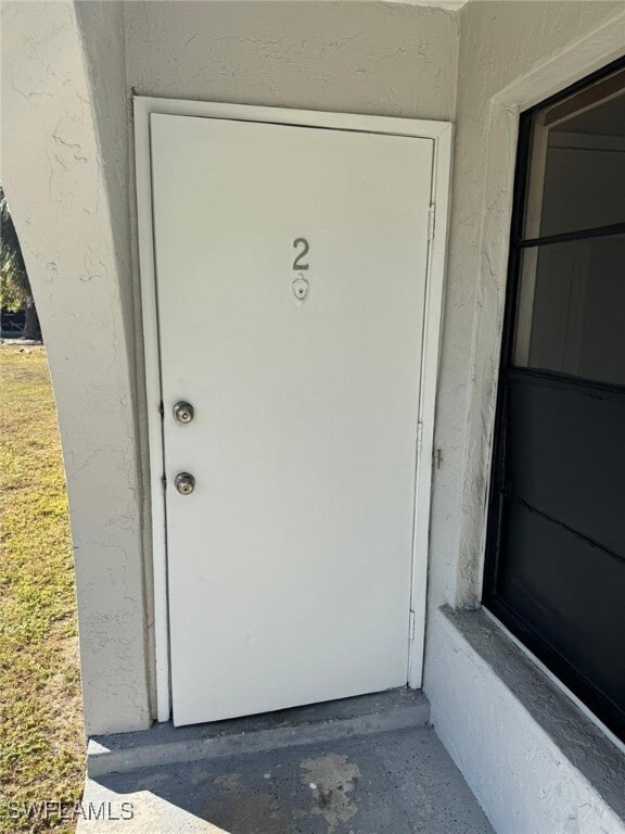 Building Photo - 3004 Santa Barbara Blvd