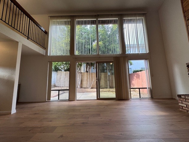 Building Photo - 2504 Levante St