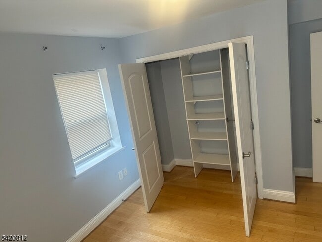 Building Photo - 70 S Munn Ave