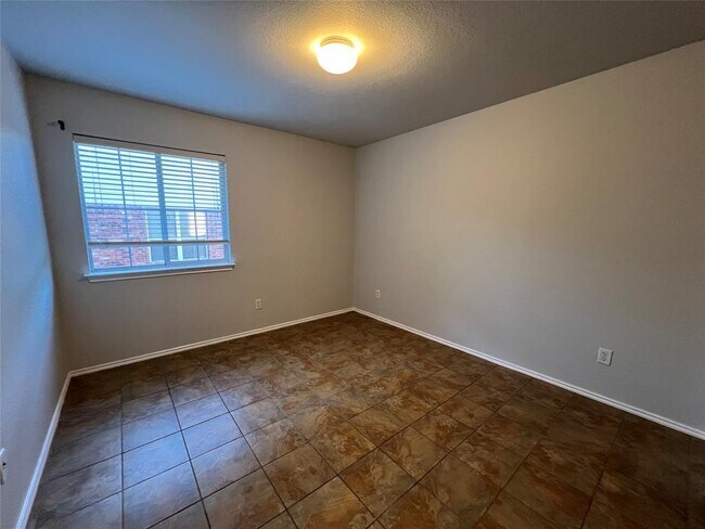 Building Photo - 9301 Muskberry Cove