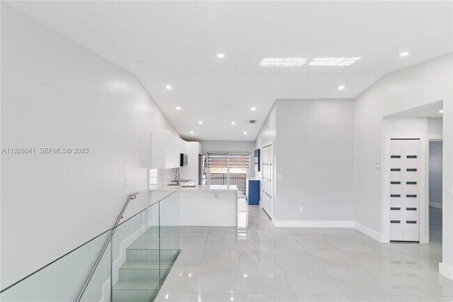 Building Photo - 3375 W 76th St