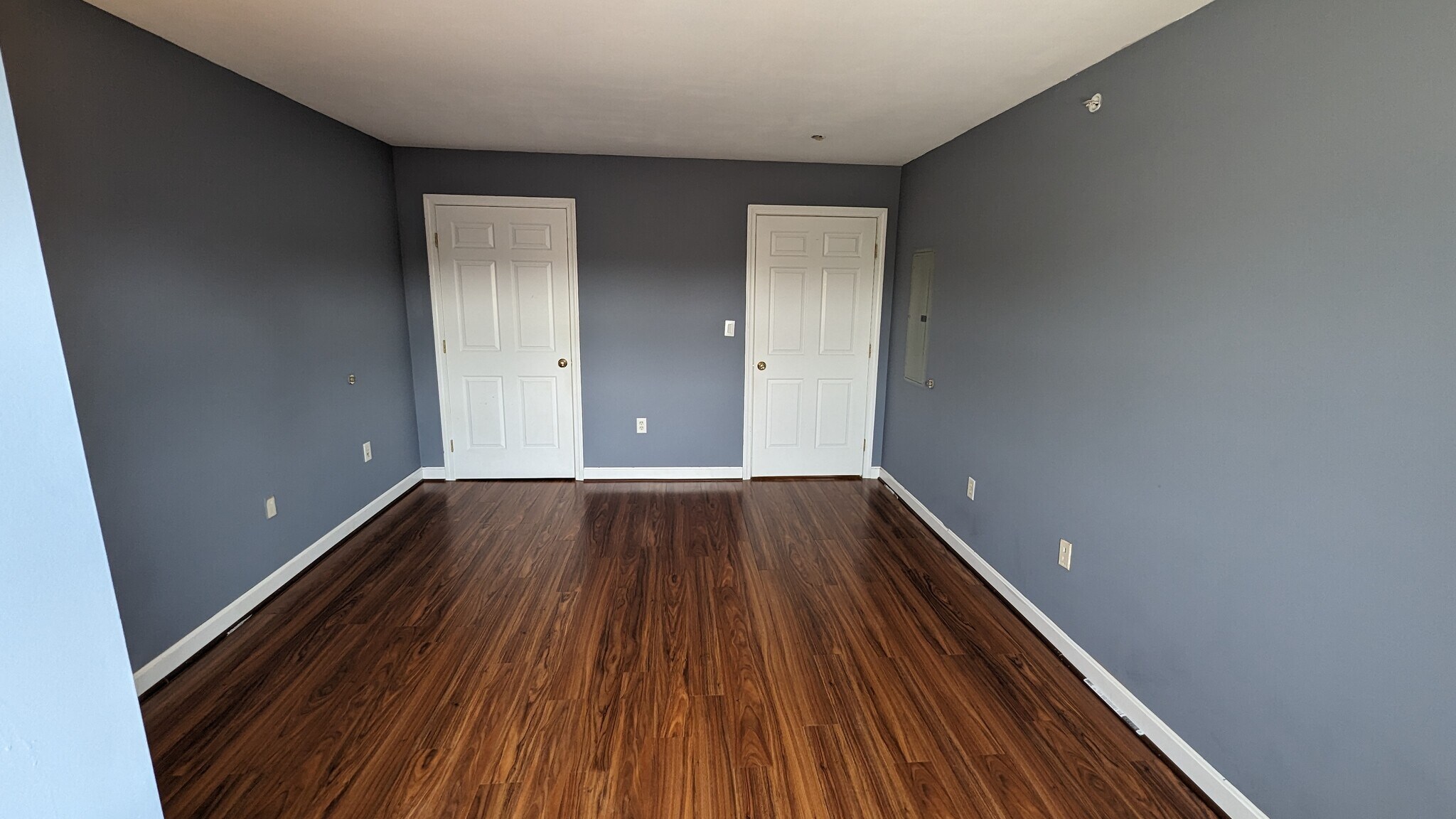 Second bedroom - 211 Central St
