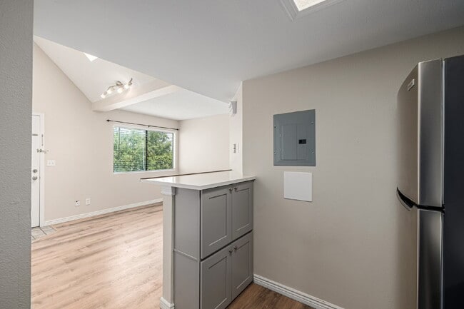 Building Photo - "Cozy 1-Bedroom Condo Retreat in Prime Thornton Location – Perfect for Modern Living!"
