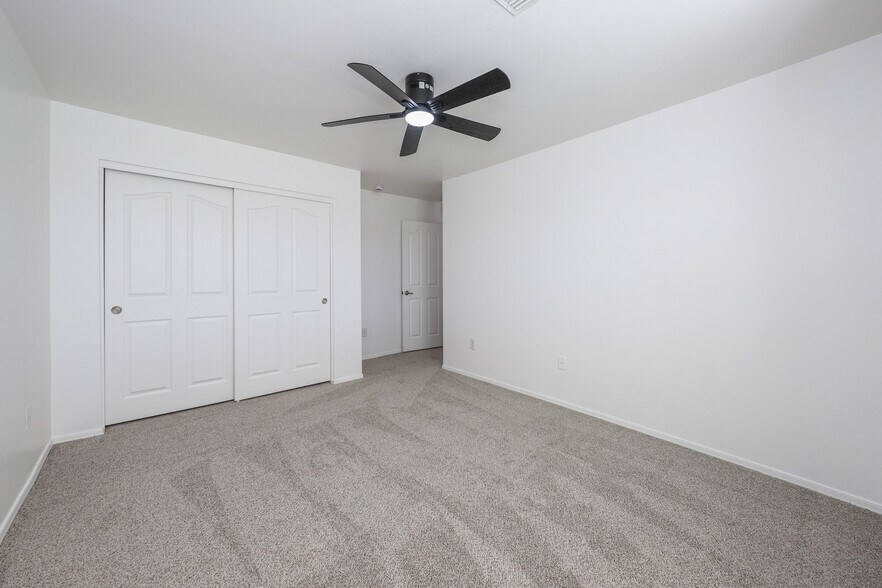 Building Photo - 718 S Harry P Stagg Dr