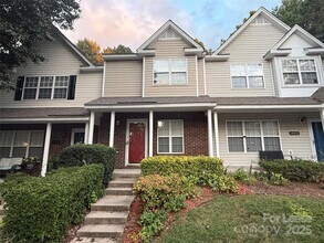 Building Photo - 10247 Reindeer Way Ln