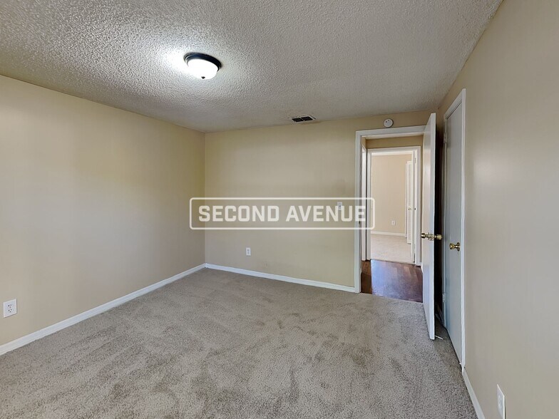 Building Photo - 5939 Pueblo Ct