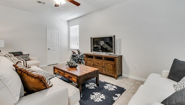 Building Photo - 13700 Sage Grouse Dr