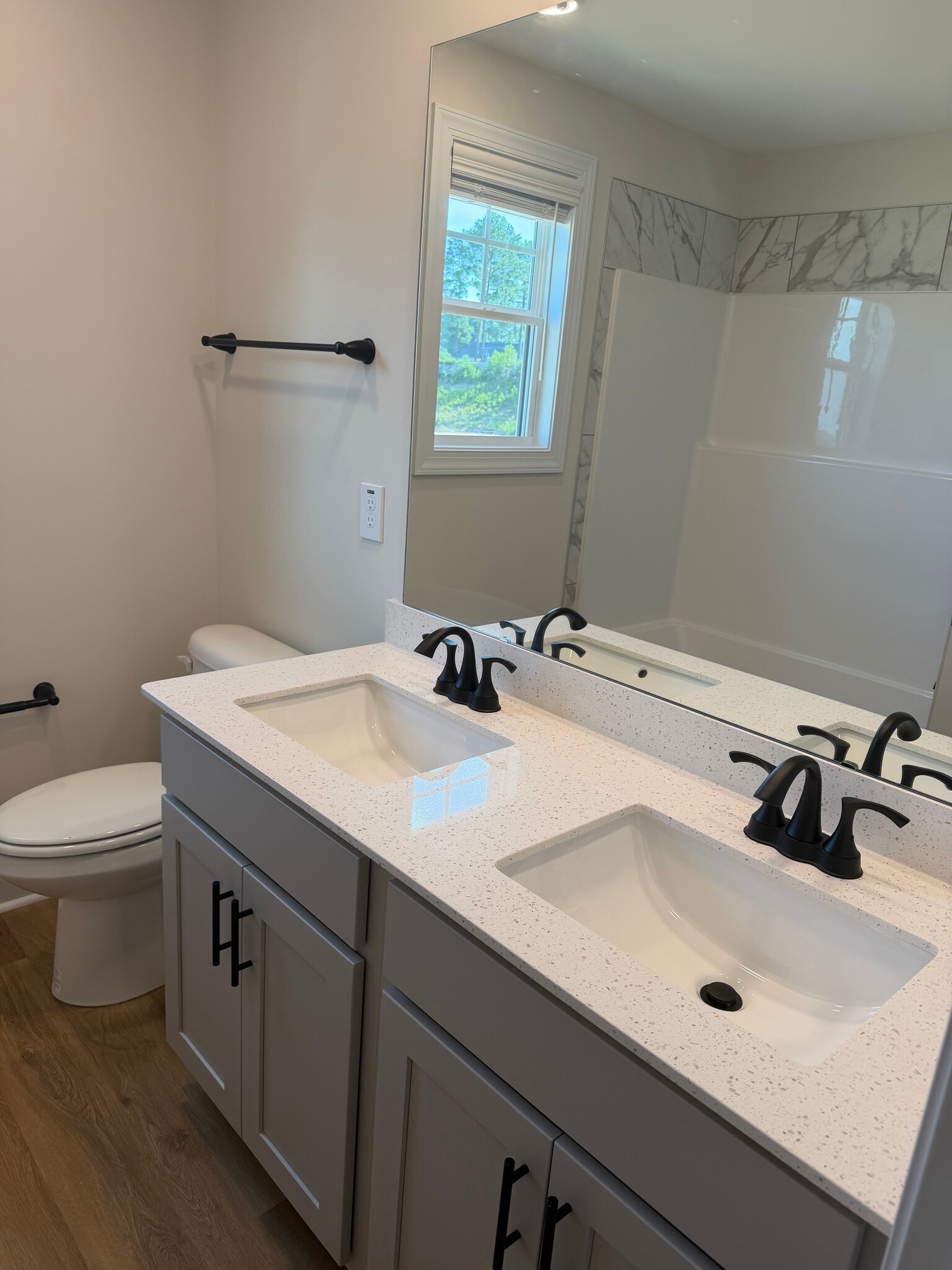 Upstairs bathroom - 765 Union St