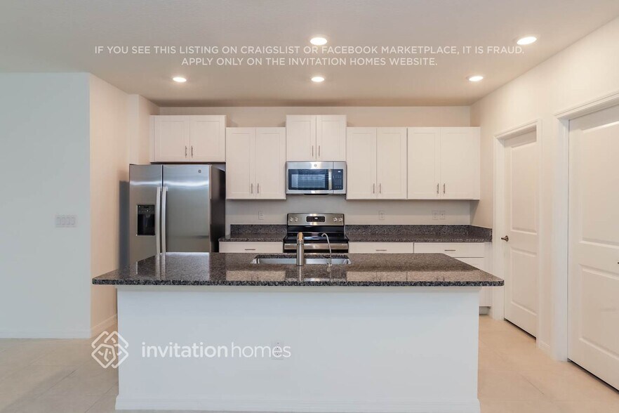 Building Photo - 11052 Radiant Shr Lp