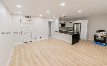 Building Photo - 2100 Springdale Blvd