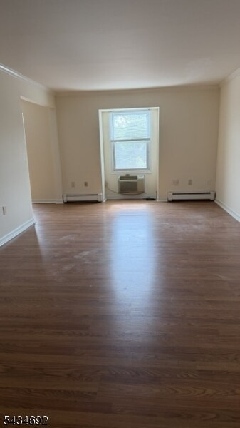 Building Photo - 662 Goffle Rd