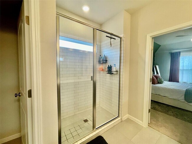 Building Photo - 232 Denali Wy