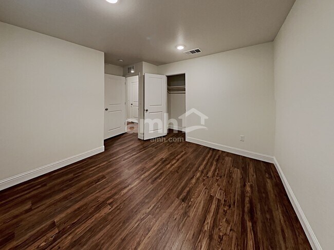 Building Photo - 711 Terrain Star Ave