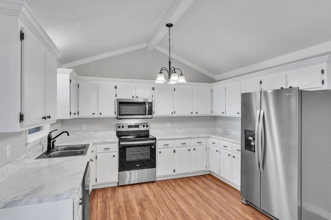 Building Photo - 100 Sunningdale Ct