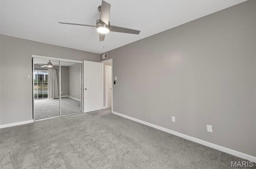 Building Photo - 1678 Blue Ridge Dr