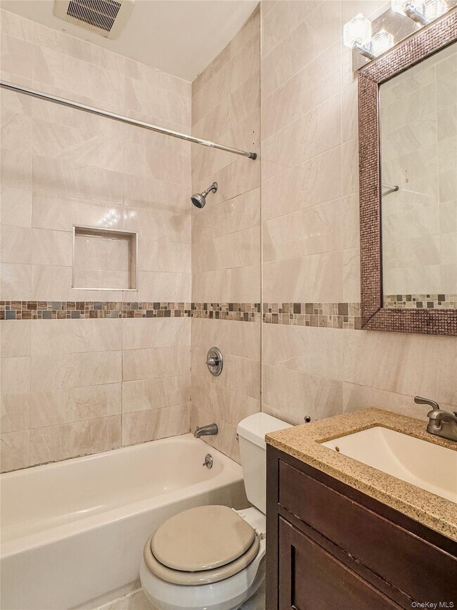 Building Photo - 209-211-211 Main St