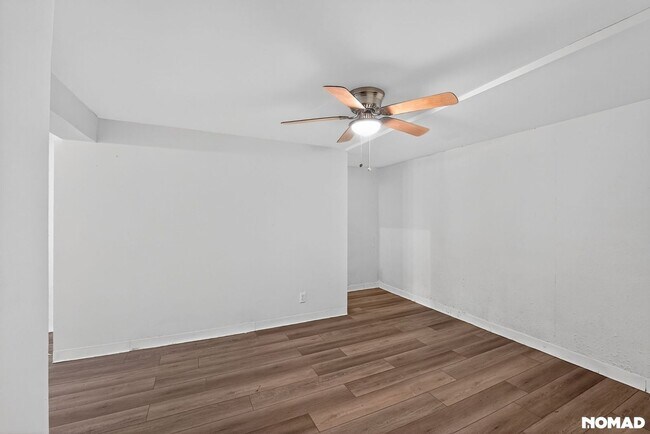 Building Photo - 405 Fairburn Rd SW