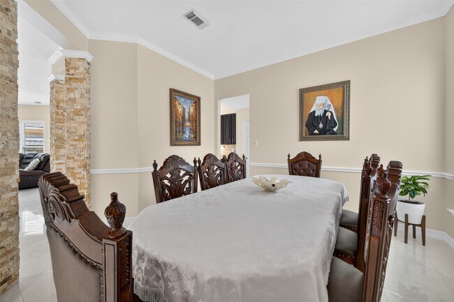 Building Photo - 7203 Thornmeadow Ln