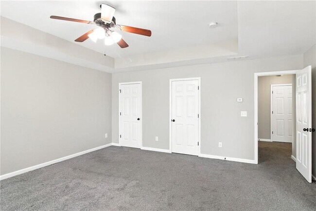 Building Photo - 3847 Lake Sanctuary Way