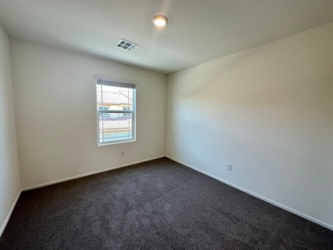 Building Photo - Cadence Modern 2-Story Townhome with Smart Features & Community Amenities