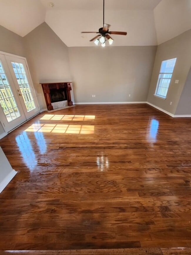 Building Photo - Pass Christian 3 bedroom