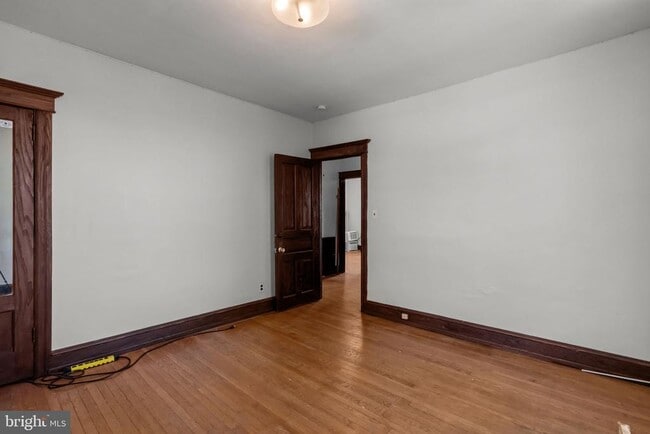 Building Photo - 9234-36 Walker St