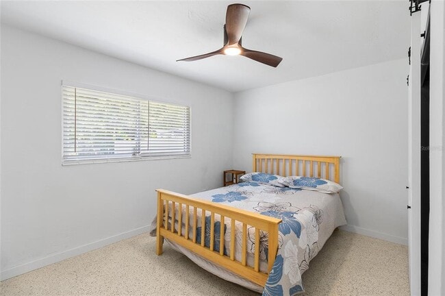 Building Photo - 3700 Whiting Dr SE