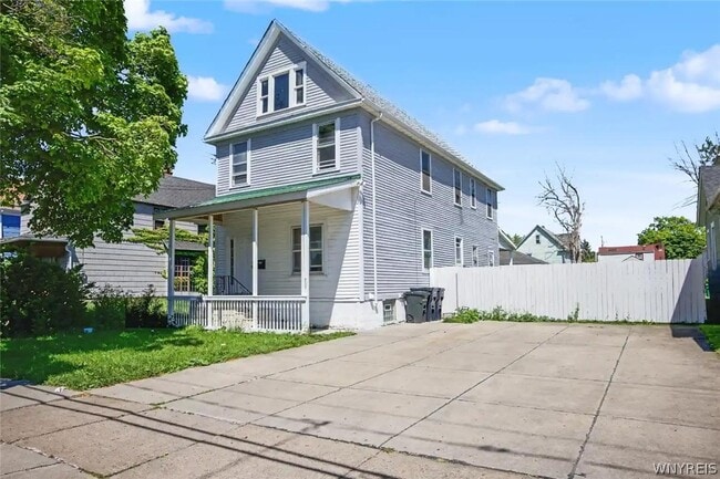 Building Photo - 769 19th St