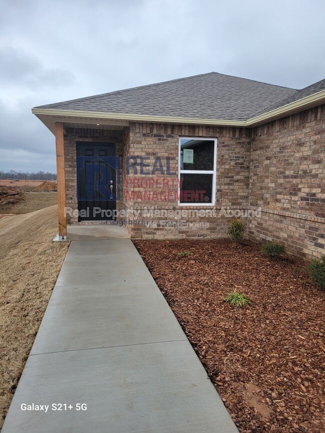 Building Photo - 8510 E 163rd St S